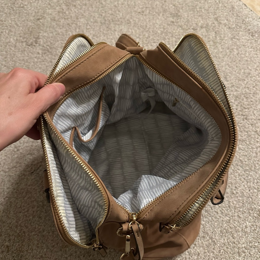Faux suede woven design purse - Picture 3 of 6